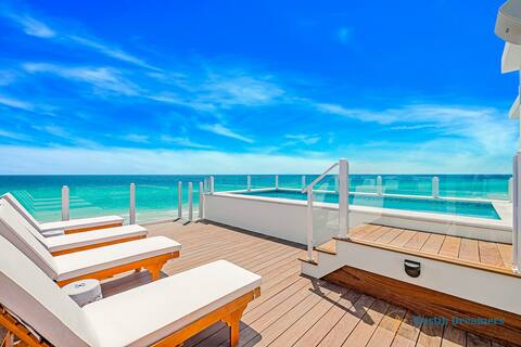 Seawalk Sanctuary | Beachfront | Rooftop Pool