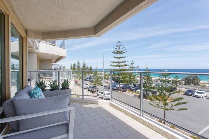 The Ultimate Beach Break gallery image 4