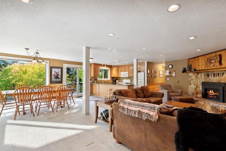 Family-friendly Condo Close To Slopes - Whitefish, MT