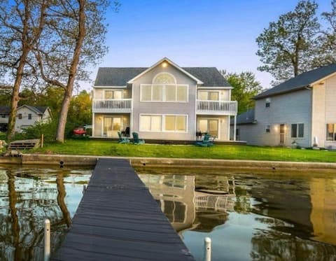 All-sports · Pier · Kayaks · GameRoom
