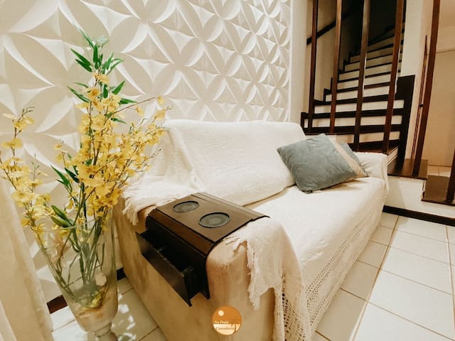 Na Praia Hospeda managed Airbnb listing 1