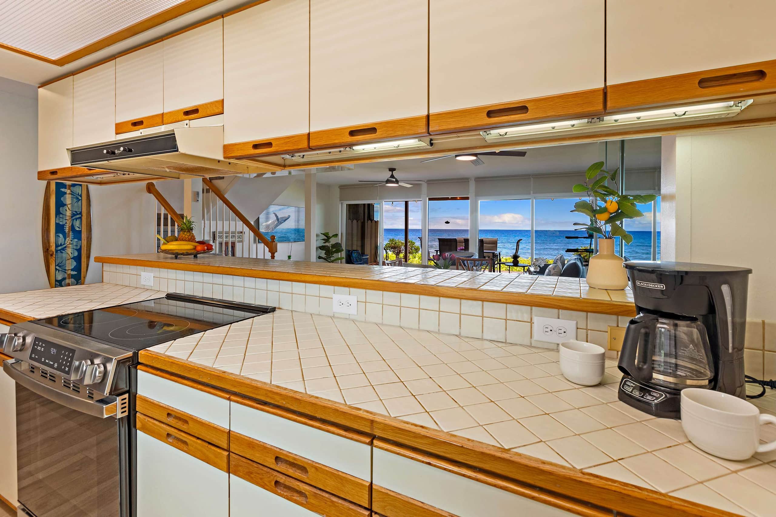 Townhouse in Lahaina · ★5.0 · 3 bedrooms · 4 beds · 3 baths - Image 13