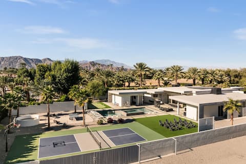 Gold @ Elemento49 | Pool & Pickleball | Sleeps 18