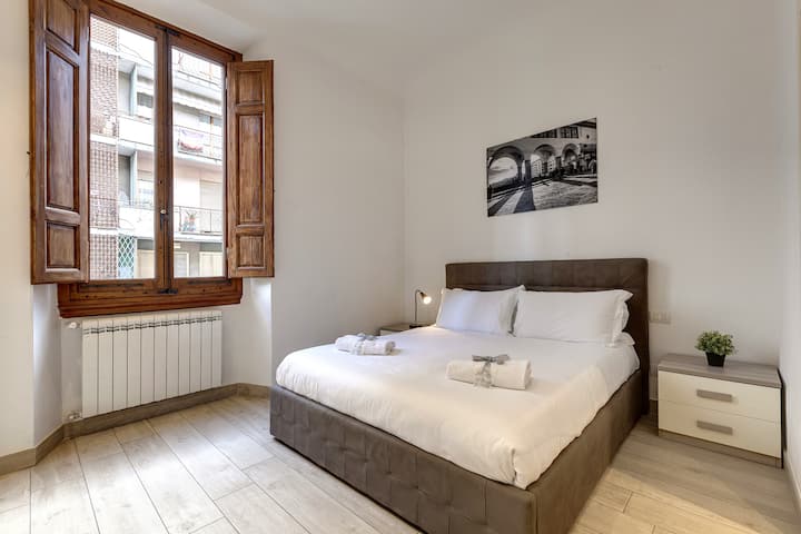 Baldovini Apartment By Mamo Florence
