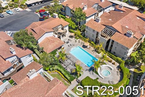 Cozy Condo in Ritz Pointe community! STR23-0051