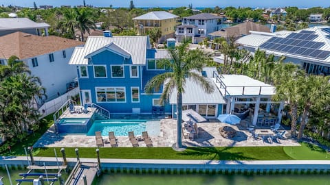 Coastal Dreaming w/ Intracoastal Views & Golf Cart