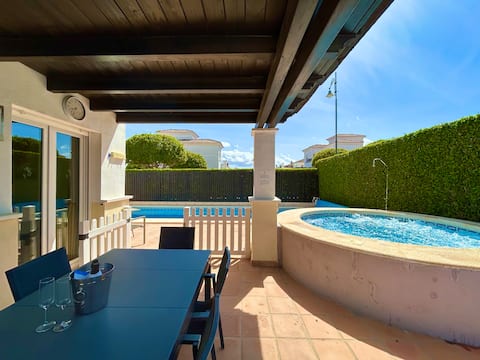 Villa with private pool & jacuzzi - CA27LT