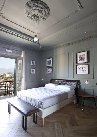 Wonderful Italy | Eleganza nel Cuore di Napoli gallery image 3