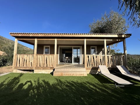 Le Trésor de Lava – Chalet – Sea View – Private Bathroom