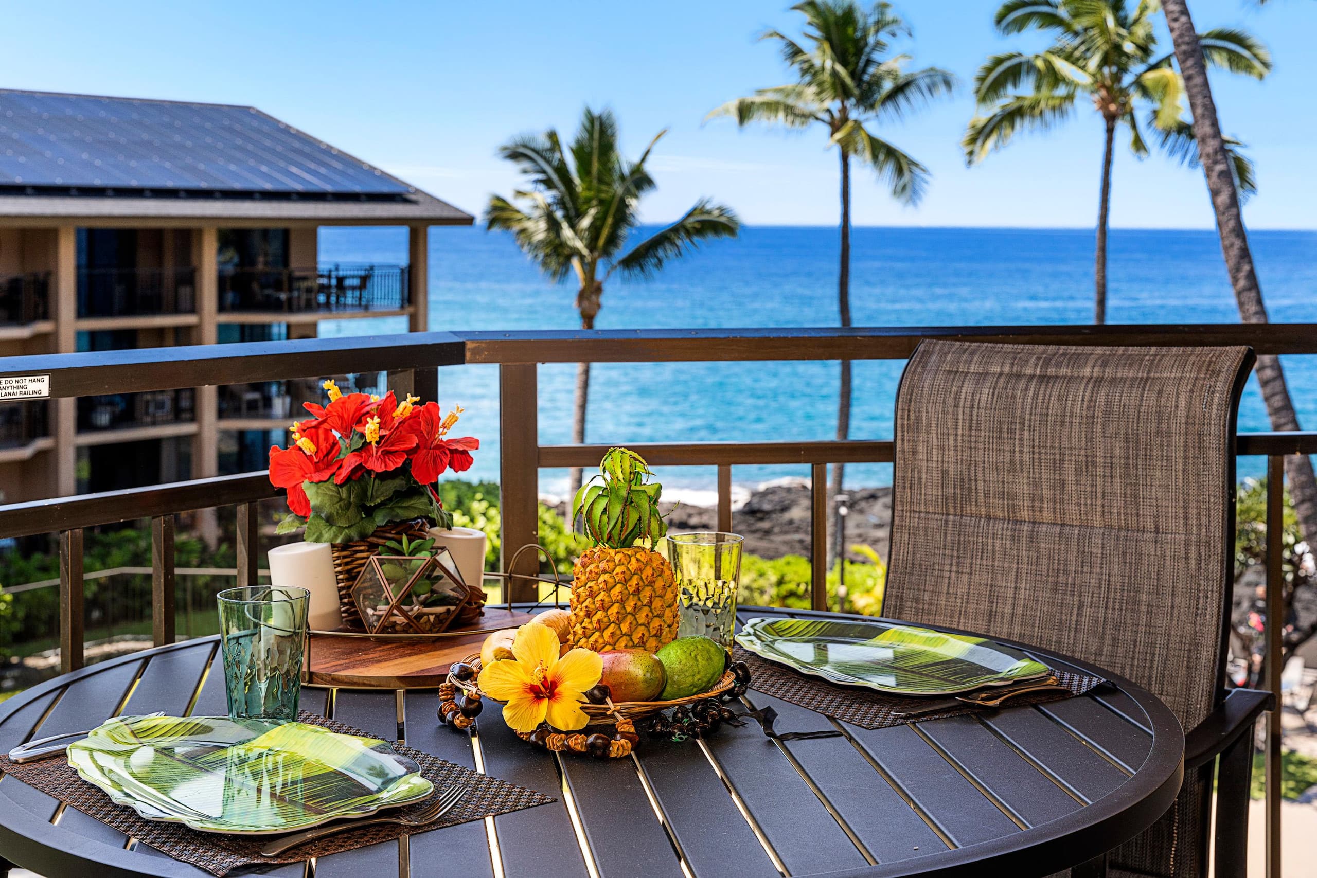 Condo in Kailua-Kona · ★4.95 · 2 bedrooms · 3 beds · 1 private bath - Image 1