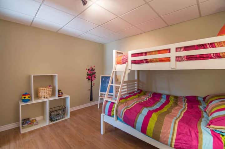 Soba s krevetom na kat