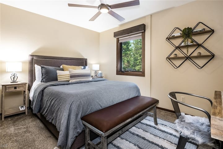 غرفة النوم 1