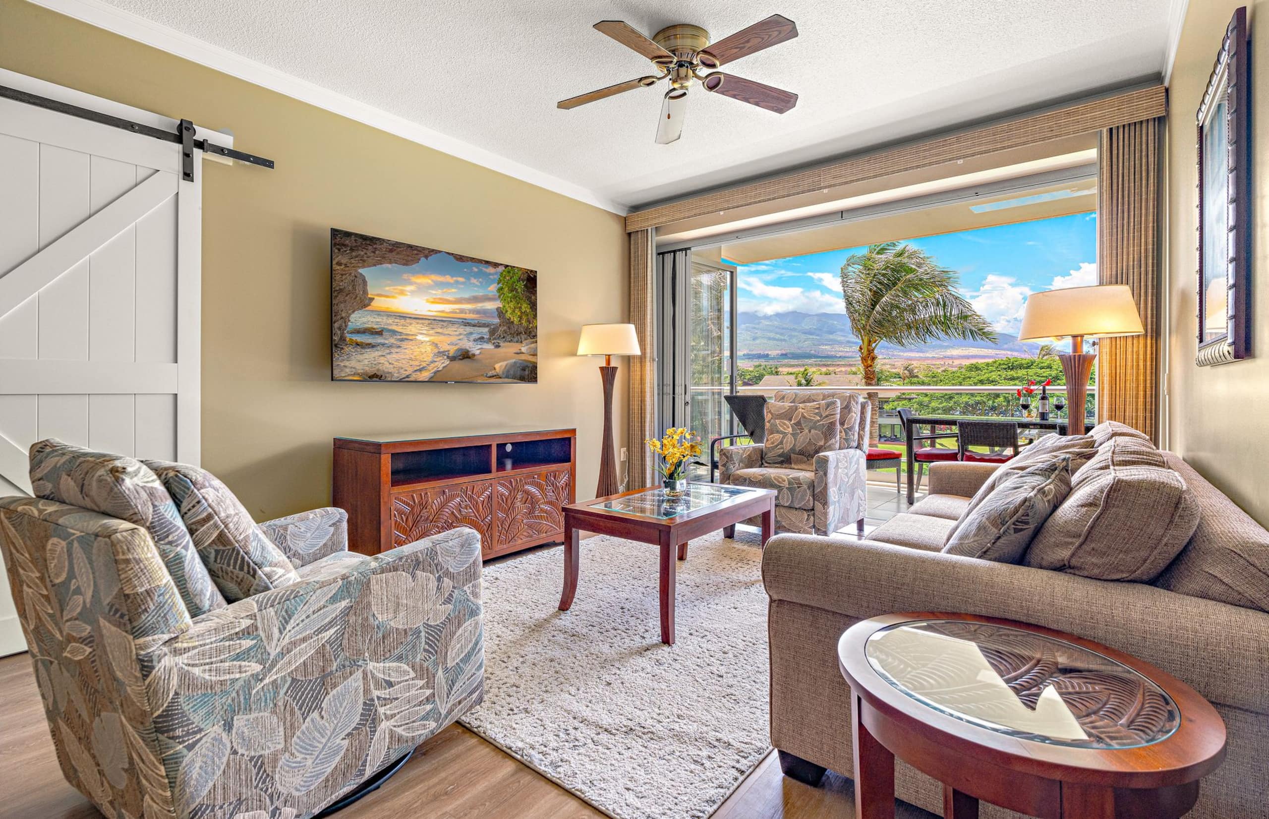 Condo in Lahaina · ★4.94 · 2 bedrooms · 3 beds · 1 bath - Image 6