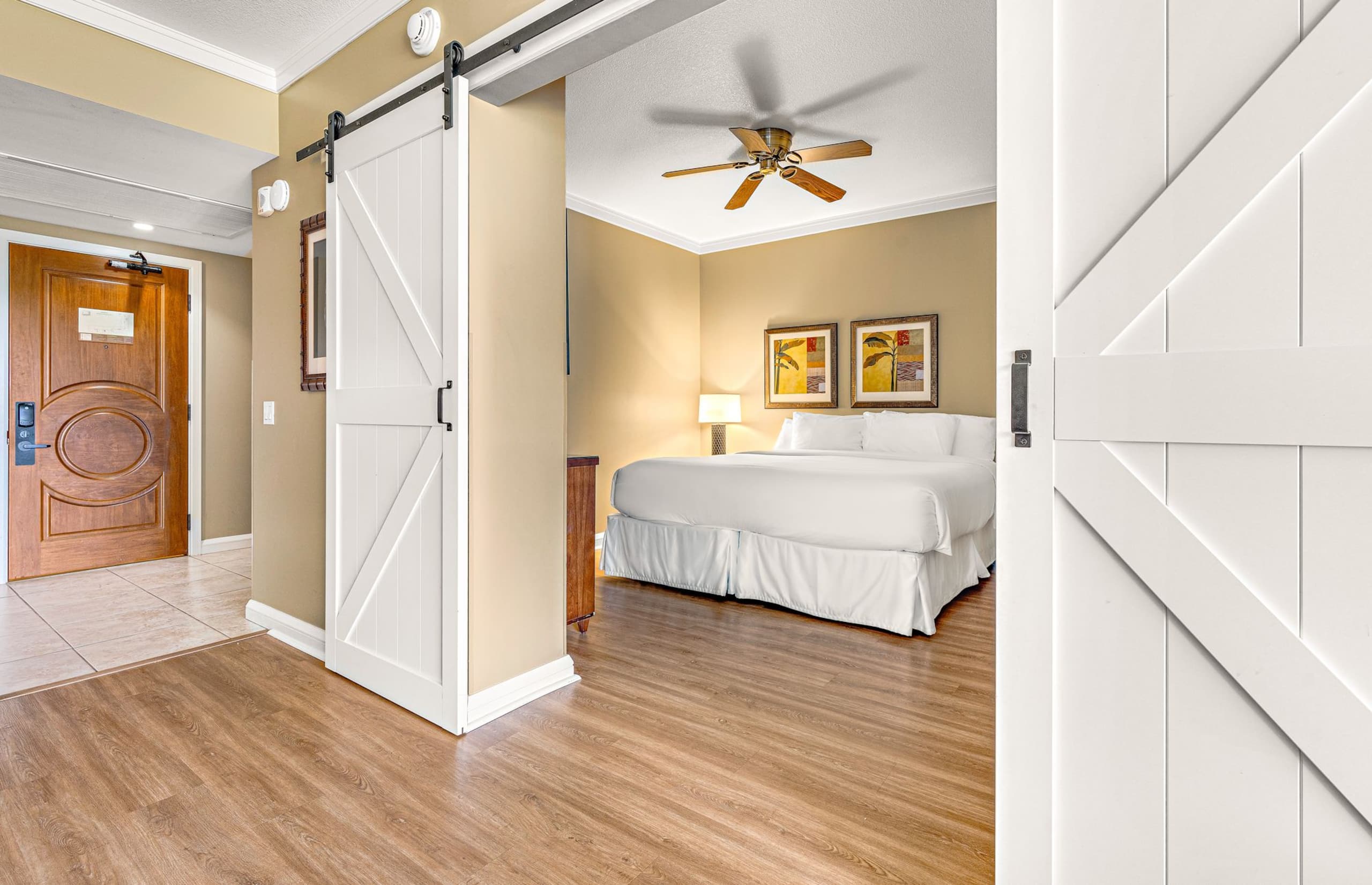 Condo in Lahaina · ★4.94 · 2 bedrooms · 3 beds · 1 bath - Image 22