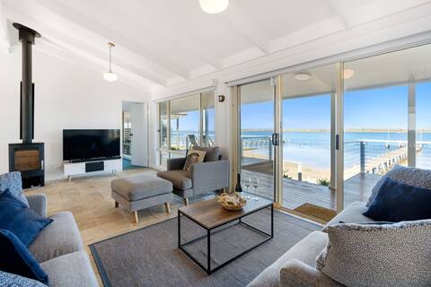 Beladura-35 Goolwa Channel Drive, Hindmarsh Island