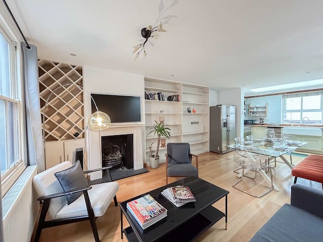 Exceptional Mews House in Chelsea