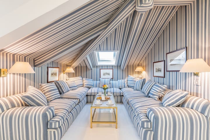 La casa di Hubert De Givenchy with Rooftop Terrace