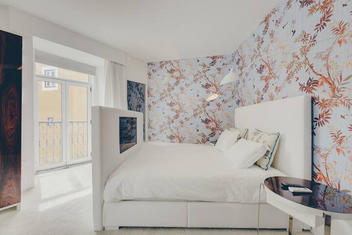 Master Deco Gem Luxury in Bica gallery image 3