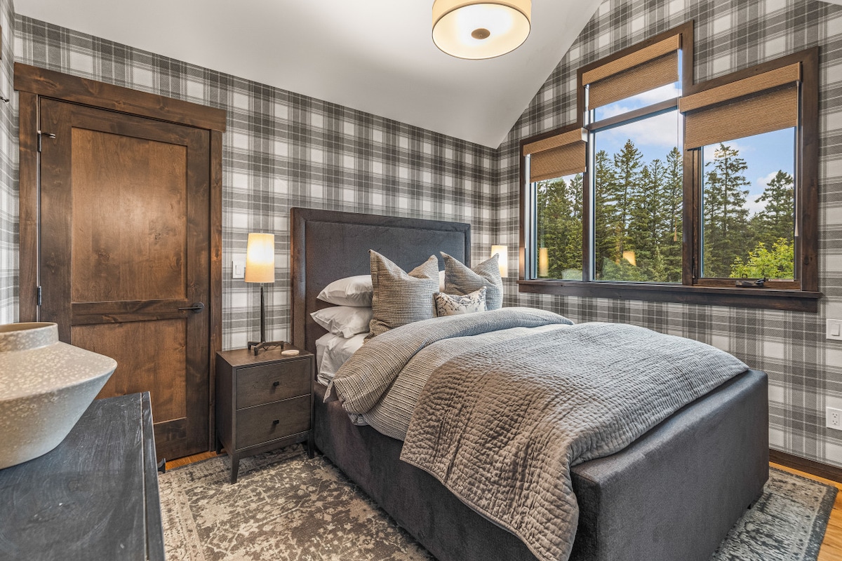 Spavaća soba 2 bračna kreveta (širine 150-179 cm)