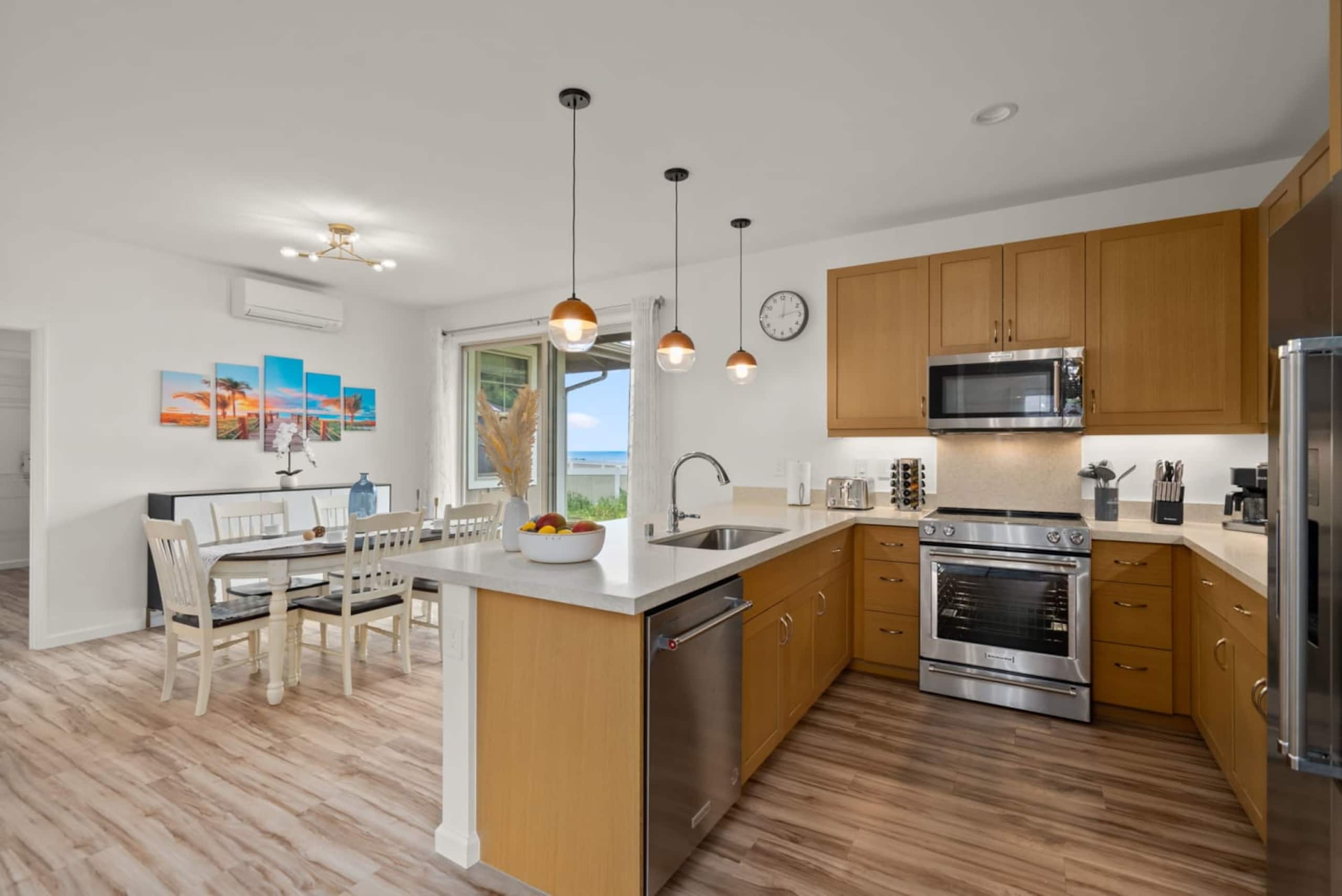 Home in Waianae · ★4.96 · 4 bedrooms · 7 beds · 2.5 private baths - Image 31