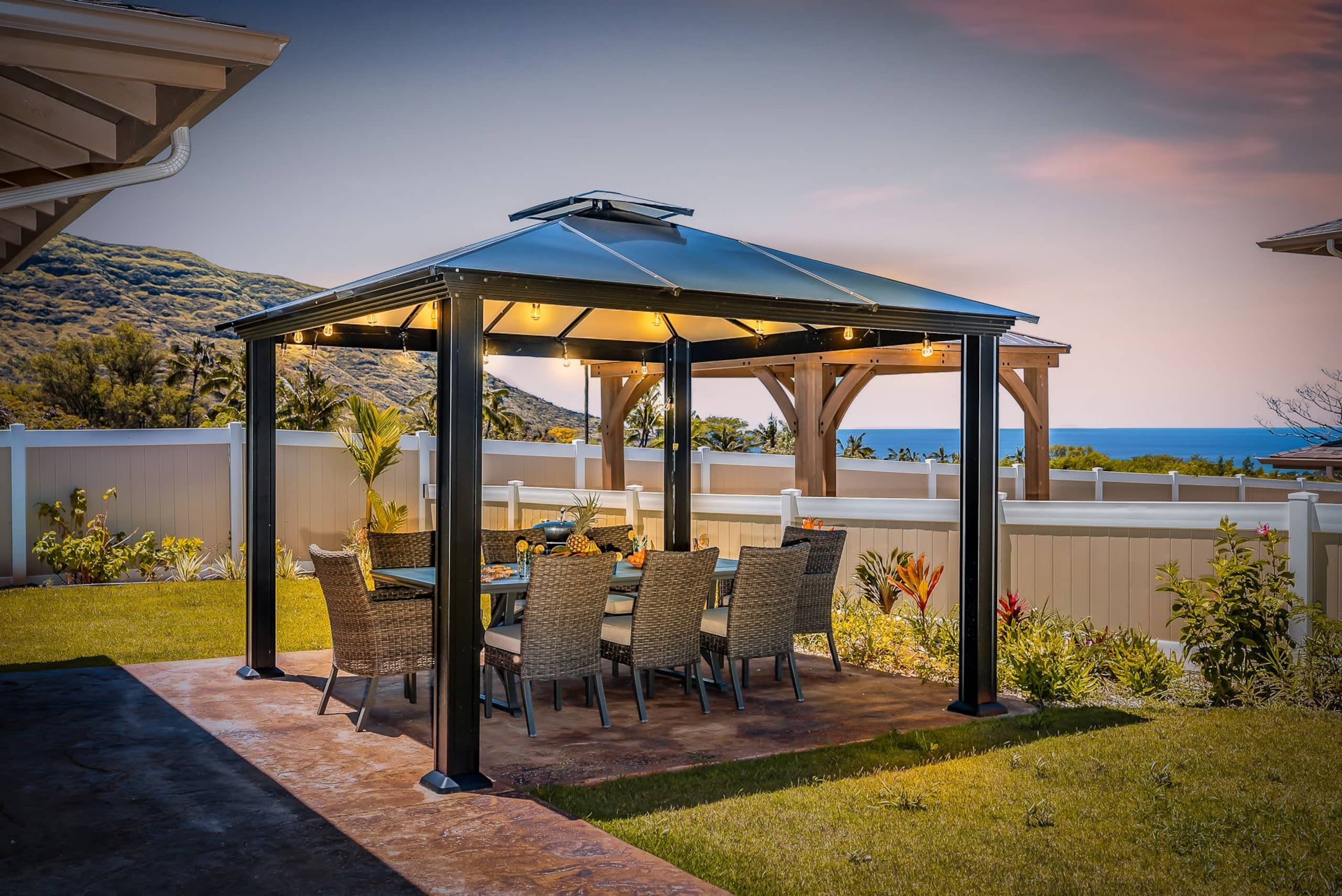 Home in Waianae · ★4.96 · 4 bedrooms · 7 beds · 2.5 private baths - Image 6