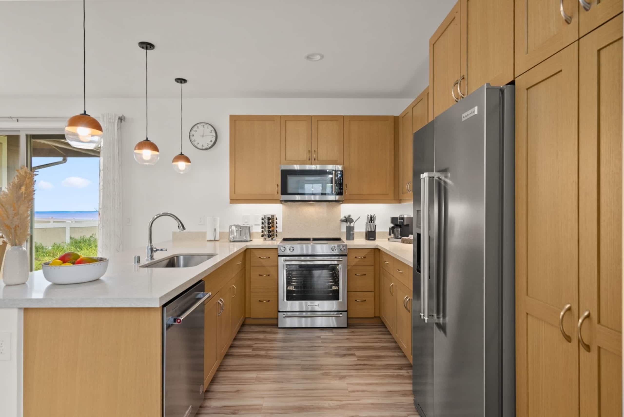 Home in Waianae · ★4.96 · 4 bedrooms · 7 beds · 2.5 private baths - Image 14