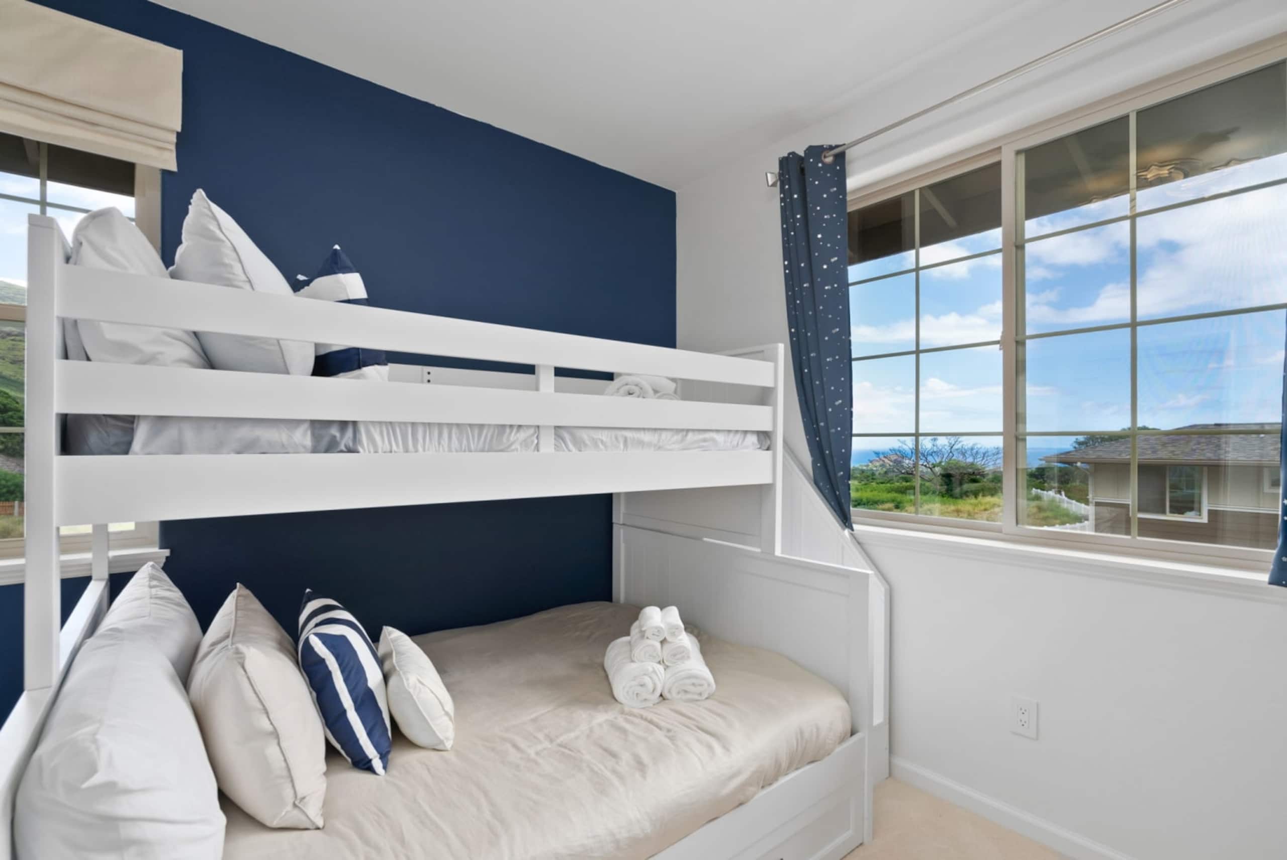 Home in Waianae · ★4.96 · 4 bedrooms · 7 beds · 2.5 private baths - Image 50