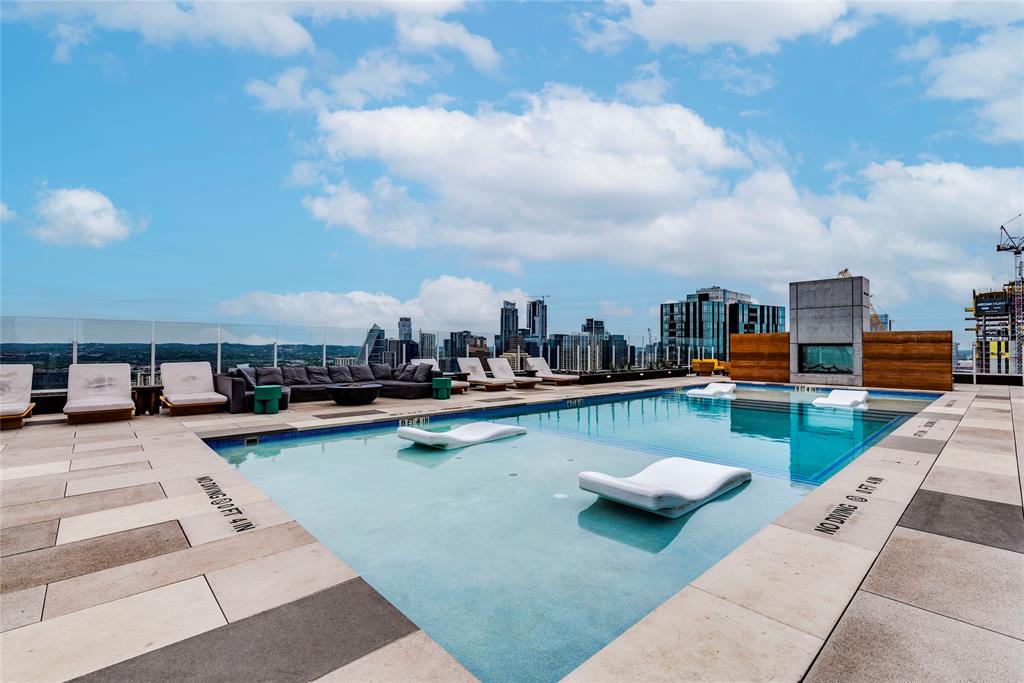 Heated Rooftop Pool | Free Parking! | Skyline View