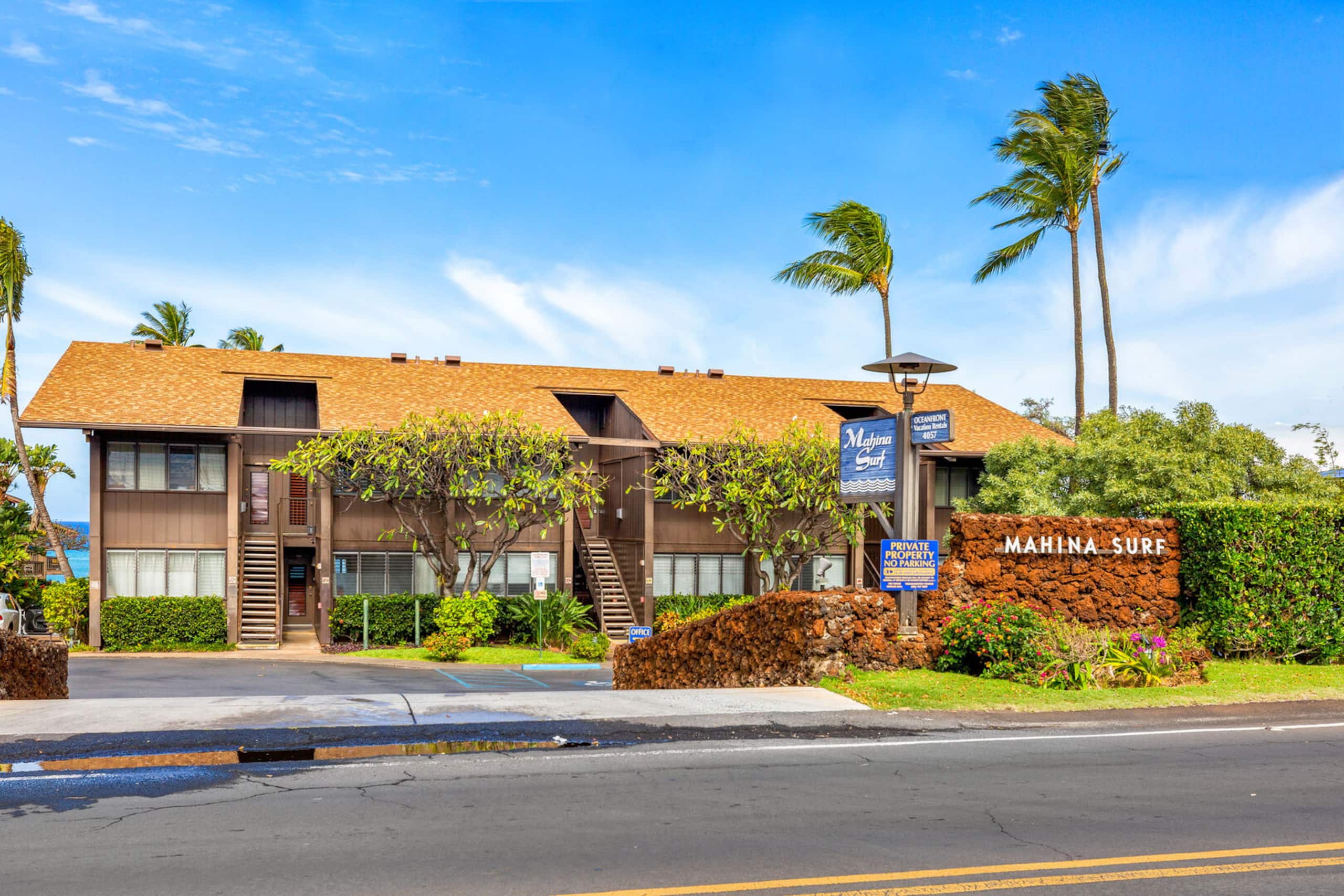 Condo in Lahaina · ★4.5 · 2 bedrooms · 2 beds · 2 baths - Image 30