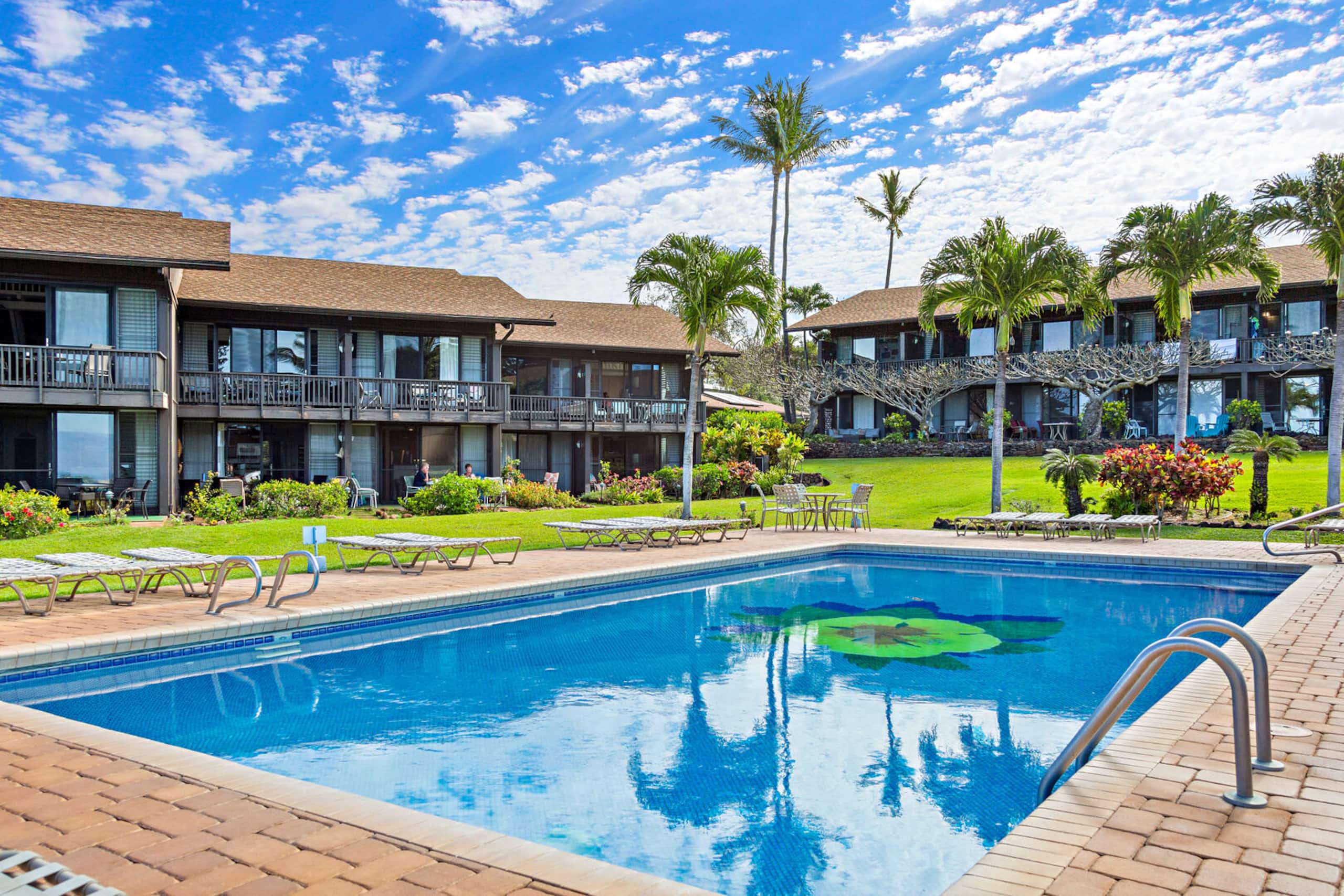 Condo in Lahaina · ★4.5 · 2 bedrooms · 2 beds · 2 baths - Image 32