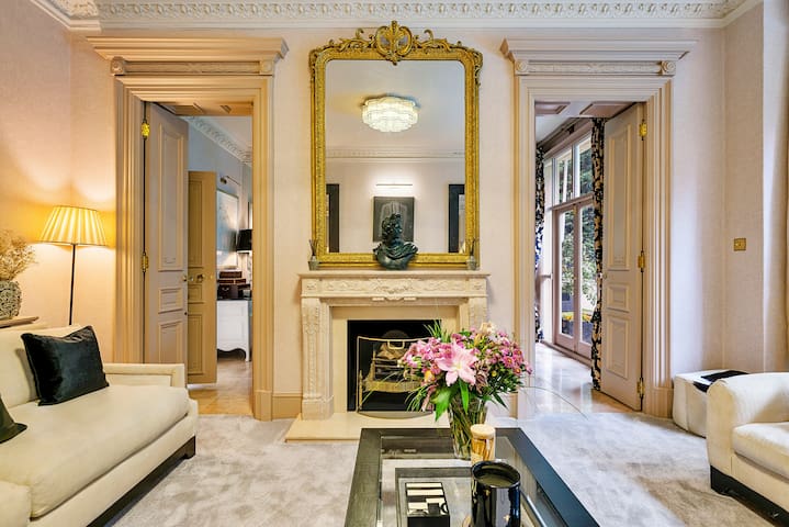 Finest Retreats | Hampstead Village House