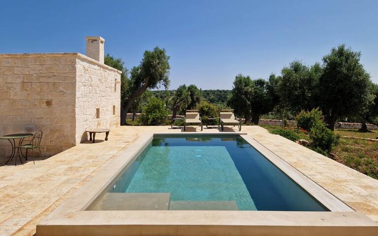 Trullo e Lamia – Luxury Villa Borgo Cinera gallery image 4