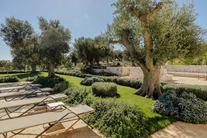 Trullo e Lamia – Luxury Villa Borgo Cinera gallery image 5