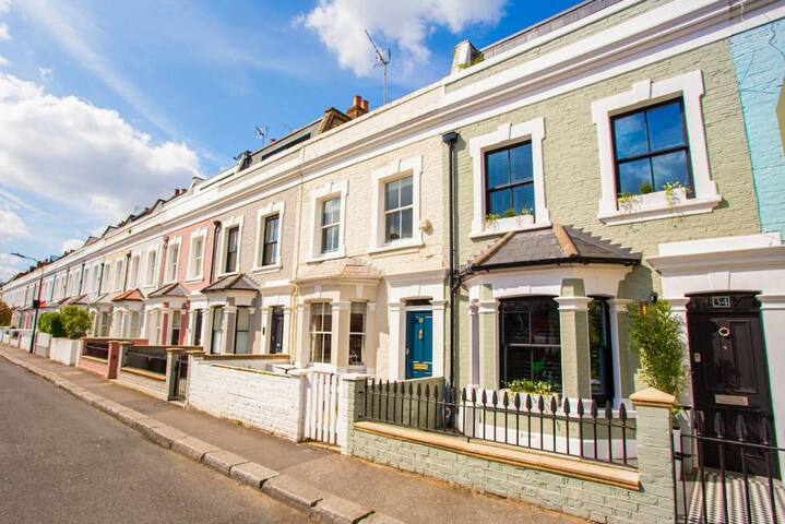 The Luxury Fulham Townhouse gallery image 5