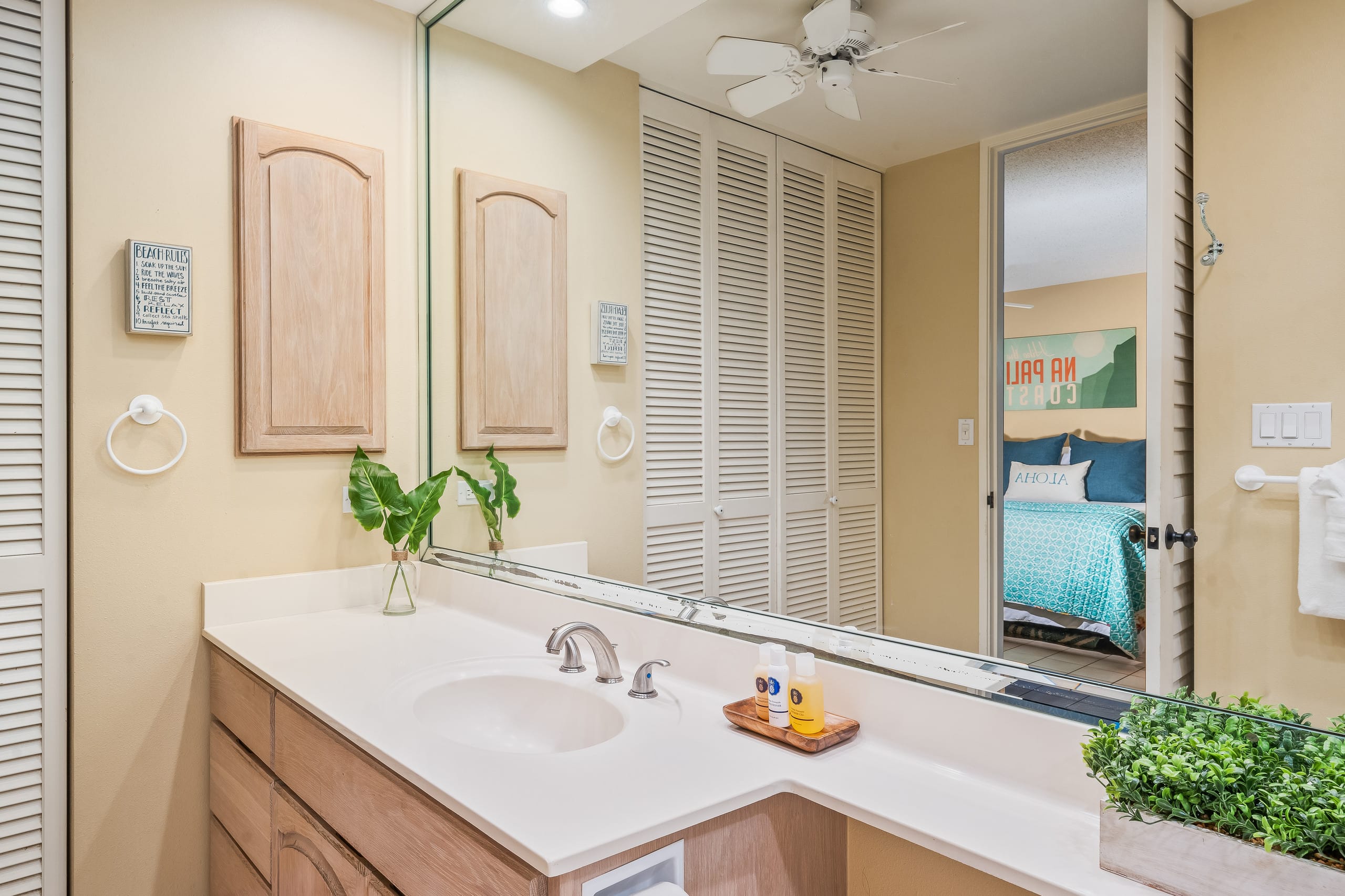 Condo in Kihei · ★4.42 · 1 bedroom · 2 beds · 2 baths - Image 25