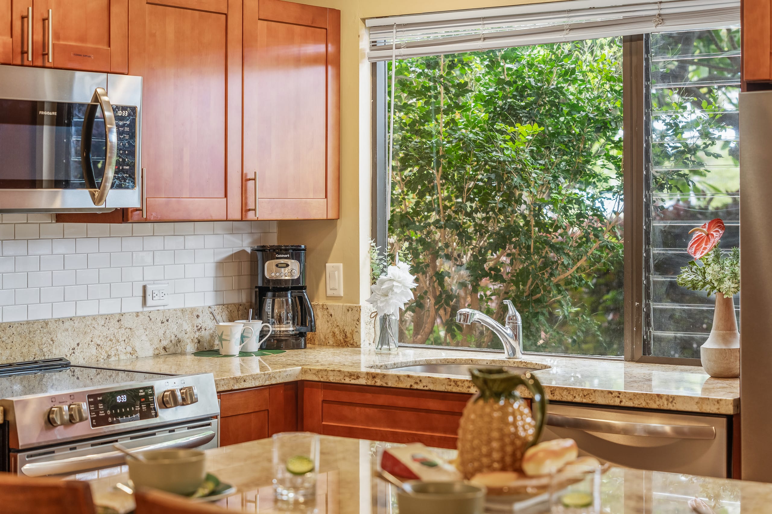 Condo in Kihei · ★4.42 · 1 bedroom · 2 beds · 2 baths - Image 8