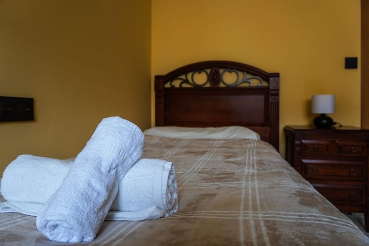 غرفة النوم 2