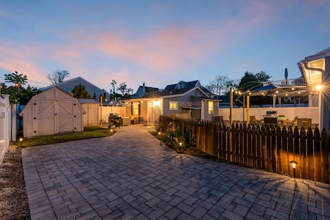 Unique stay, perfect location, badges, grills, fp