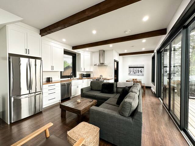 Sleeping Giant BNB managed Airbnb listing 1