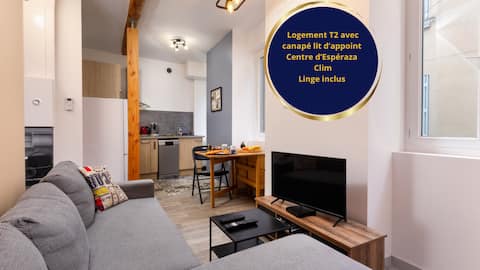 El dino with air condi  near the Cathar castle