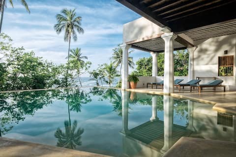 Ceylon House luxury surf view villa, pool & chef