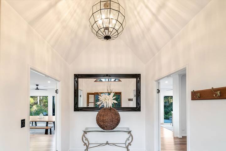 Ninderry Manor- Magical Sunshine Coast Escape gallery image 4