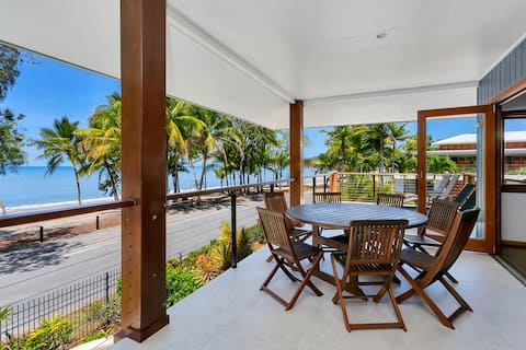 Reeflections Beachfront House