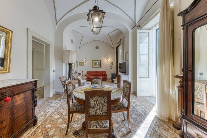 Luisa gallery image 5