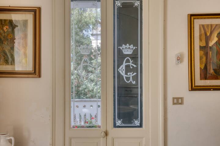 Luisa gallery image 4