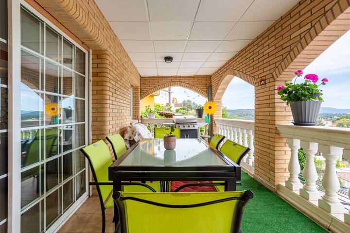 Villa Yulia gallery image 3