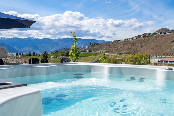 Schools Out At Chelan Lookout Vacation Rentals - Manson, WA
