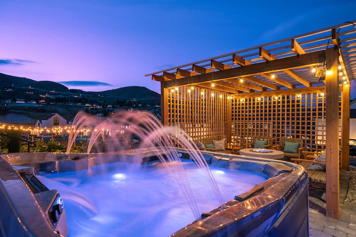 Déjà Blue At Chelan Lookout Vacation Rentals - Chelan, WA