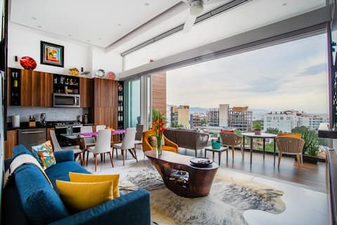 Popular Airbnb listing: Luxe Penthouse w/Premium Amenities @ Romantic Zone in Puerto Vallarta