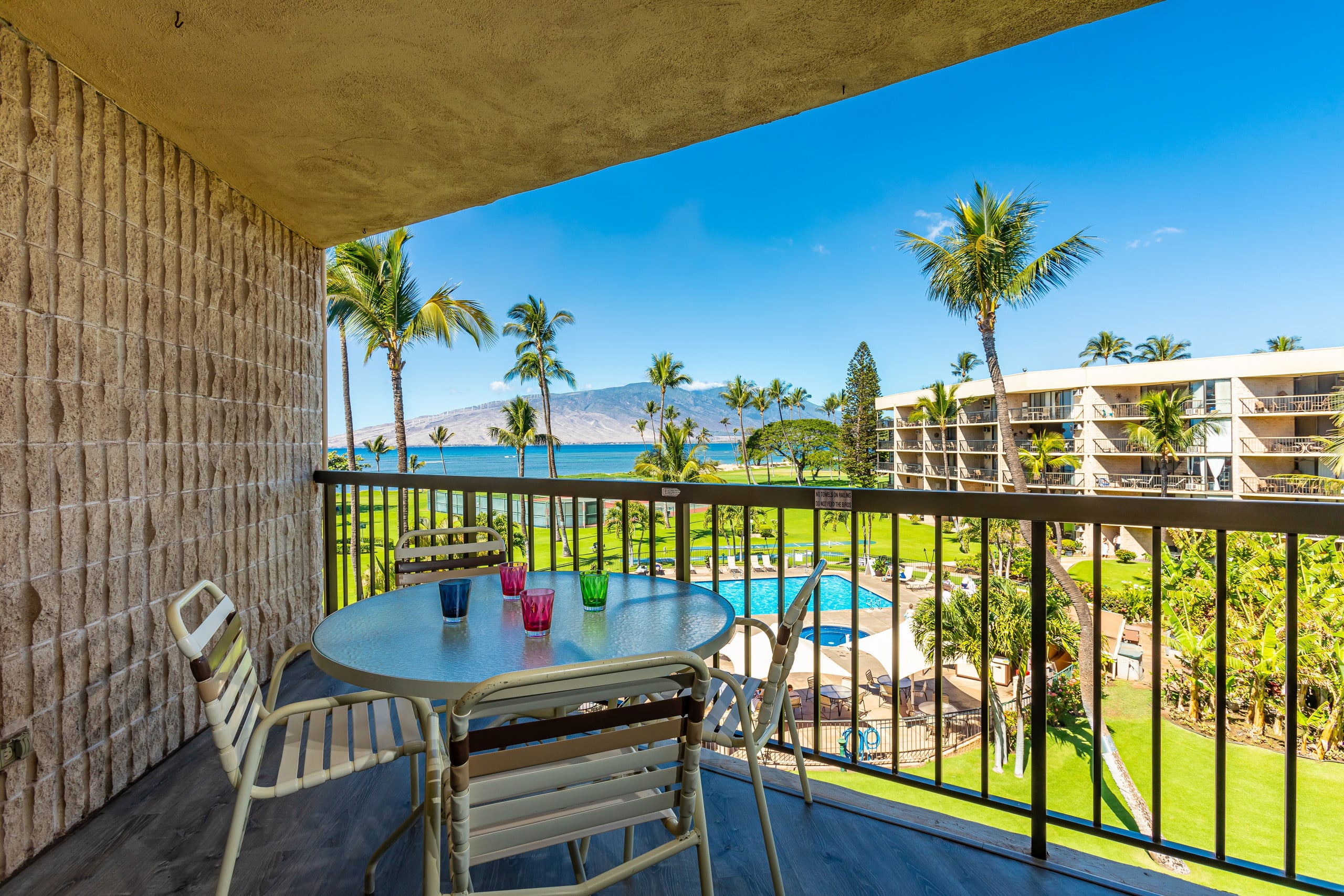Condo in Kihei · ★5.0 · 2 bedrooms · 4 beds · 2 private baths - Image 37